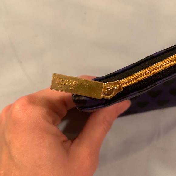 Makeup Bag - Picture 2 of 3